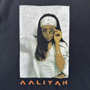 Black‎ Aaliyah Graphic T-Shirt 3XL Faded w/ Pin Hole